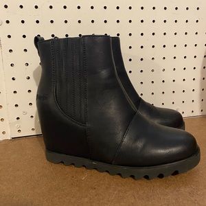 Blowfish black wedge booties